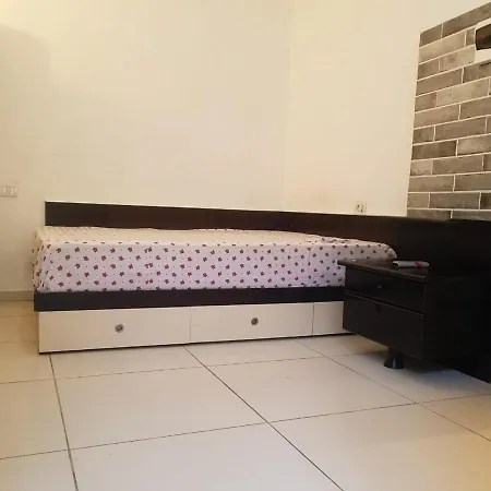 Apartment Lovely Apart.g-m *