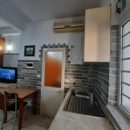 Apartment Lovely Apart.g-m Tirana