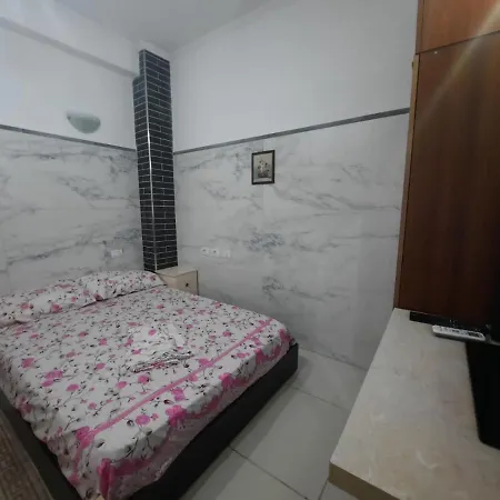 Lovely Apart.g-m Apartment Tirana